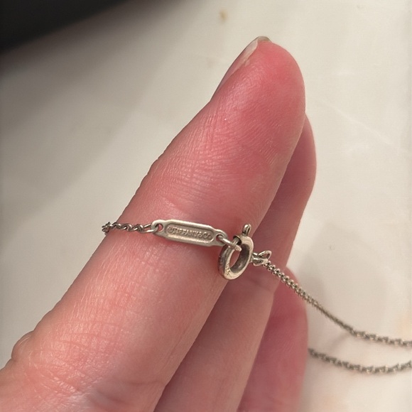 Tiffany Double Heart Tag Pendant
in Silver, Mini - Picture 10 of 10